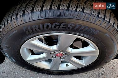 Позашляховик / Кросовер Jaguar F-Pace 2016 в Чернігові