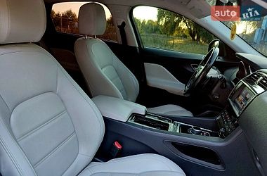 Внедорожник / Кроссовер Jaguar F-Pace 2016 в Чернигове