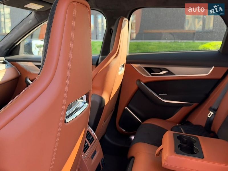 Внедорожник / Кроссовер Jaguar F-Pace 2024 в Киеве