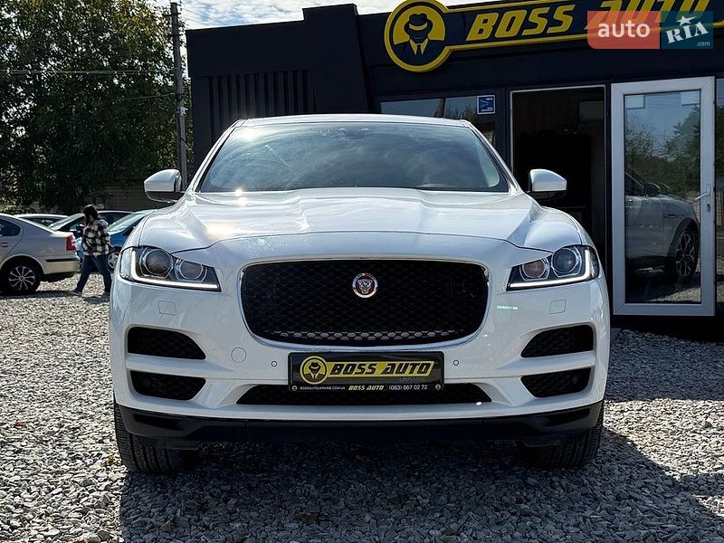 Jaguar F-Pace 2016