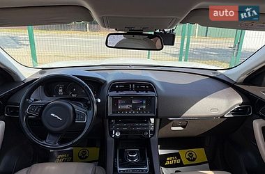 Внедорожник / Кроссовер Jaguar F-Pace 2016 в Коломые