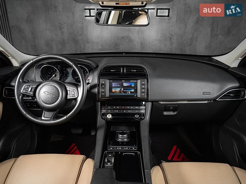 Позашляховик / Кросовер Jaguar F-Pace 2018 в Одесі фото 25 Позашляховик / Кросовер Jaguar F-Pace 2018 в Одесі