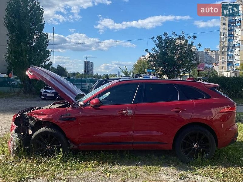 Позашляховик / Кросовер Jaguar F-Pace 2016 в Києві