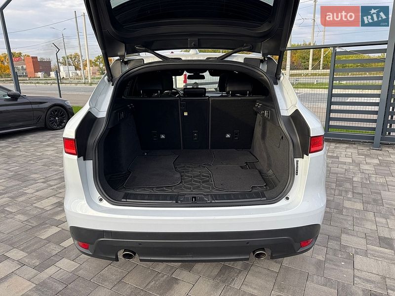 Позашляховик / Кросовер Jaguar F-Pace 2018 в Рівному фото 28 Позашляховик / Кросовер Jaguar F-Pace 2018 в Рівному