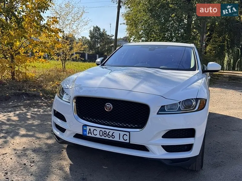 Jaguar F-Pace