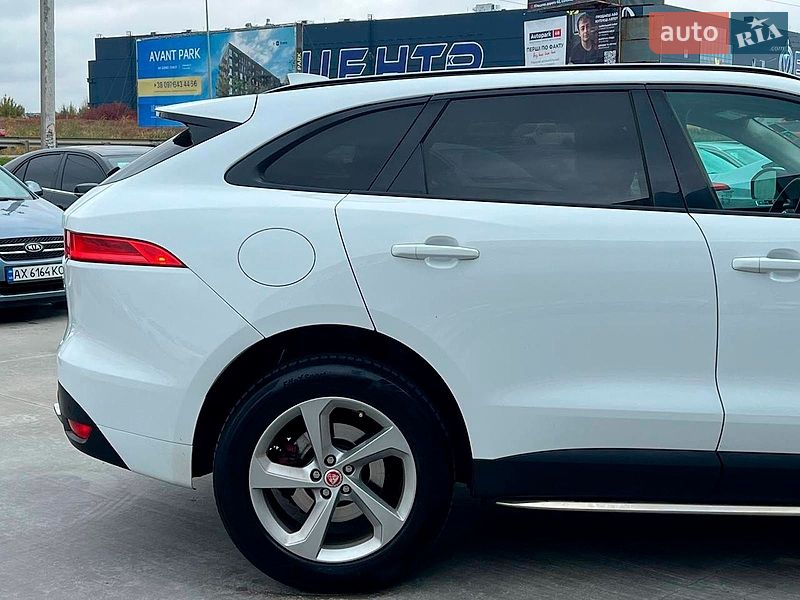Позашляховик / Кросовер Jaguar F-Pace 2017 в Львові