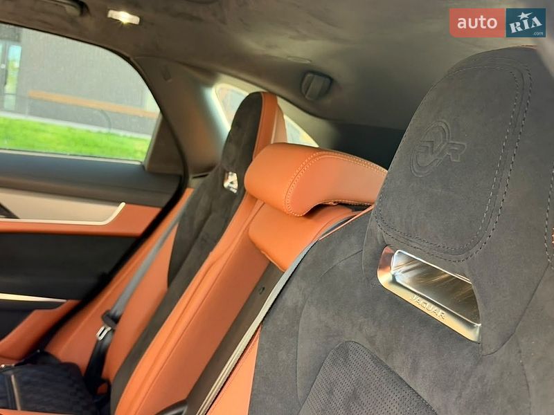 Позашляховик / Кросовер Jaguar F-Pace 2023 в Києві фото 156 Позашляховик / Кросовер Jaguar F-Pace 2023 в Києві