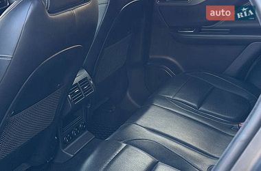 Внедорожник / Кроссовер Jaguar F-Pace 2019 в Киеве фото 10 Внедорожник / Кроссовер Jaguar F-Pace 2019 в Киеве