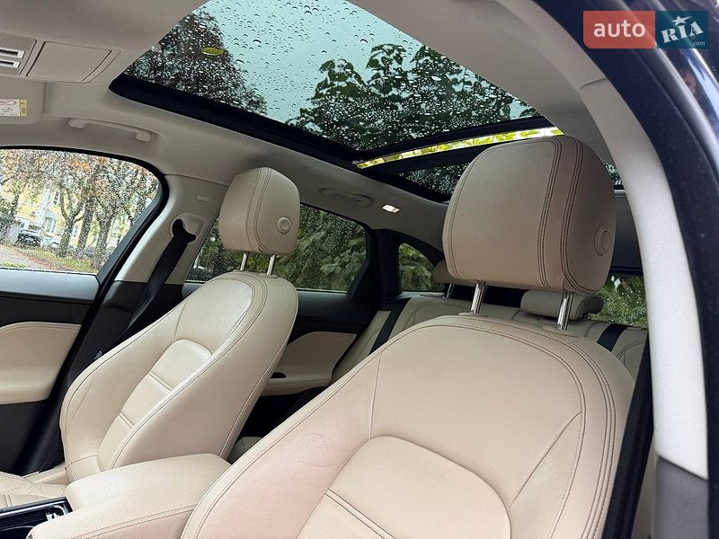 Позашляховик / Кросовер Jaguar F-Pace 2016 в Києві фото 32 Позашляховик / Кросовер Jaguar F-Pace 2016 в Києві
