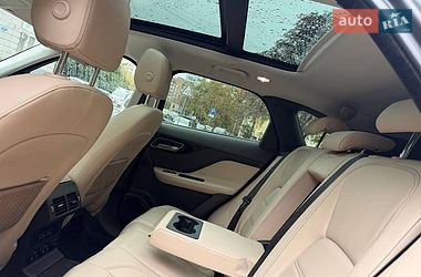 Внедорожник / Кроссовер Jaguar F-Pace 2016 в Киеве