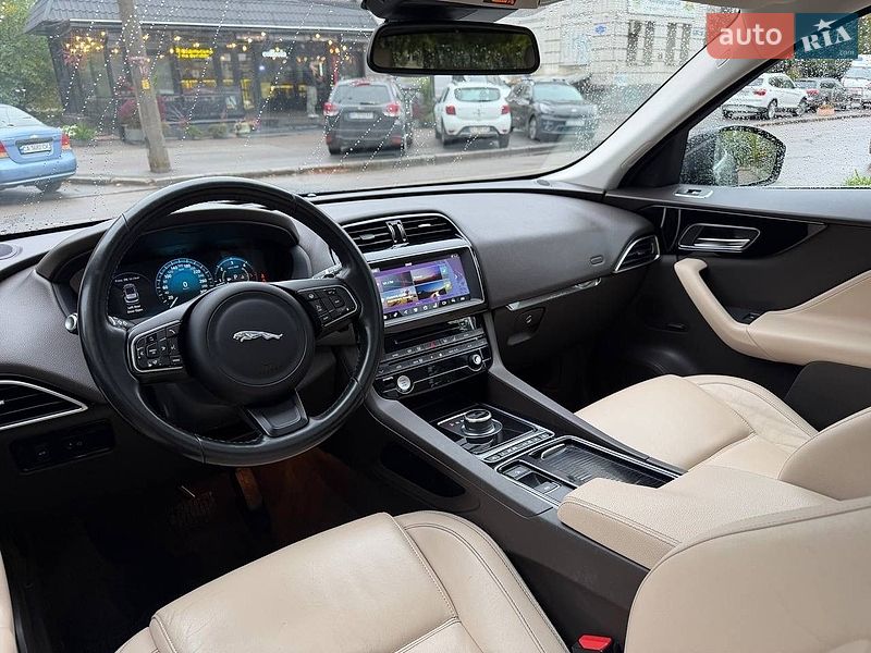 Позашляховик / Кросовер Jaguar F-Pace 2016 в Києві фото 36 Позашляховик / Кросовер Jaguar F-Pace 2016 в Києві