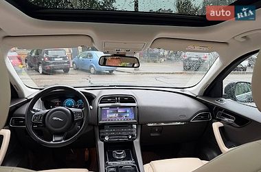Позашляховик / Кросовер Jaguar F-Pace 2016 в Києві фото 41 Позашляховик / Кросовер Jaguar F-Pace 2016 в Києві