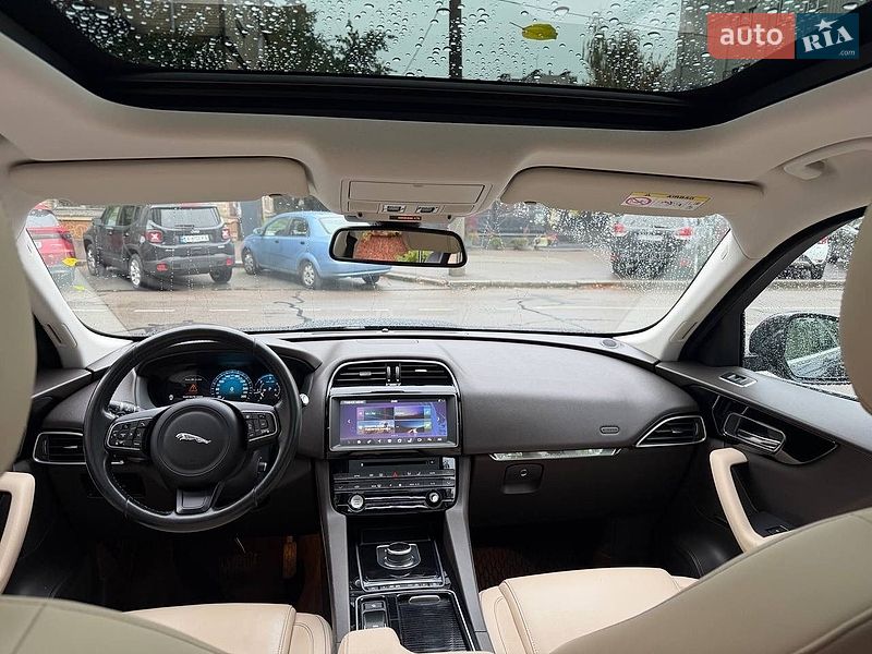 Позашляховик / Кросовер Jaguar F-Pace 2016 в Києві фото 41 Позашляховик / Кросовер Jaguar F-Pace 2016 в Києві