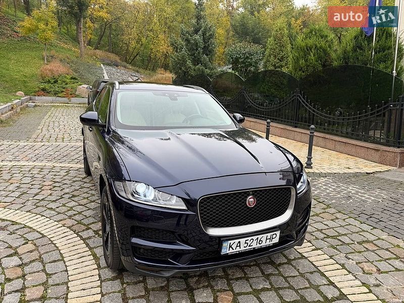 Внедорожник / Кроссовер Jaguar F-Pace 2016 в Киеве