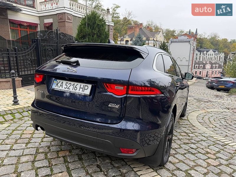 Внедорожник / Кроссовер Jaguar F-Pace 2016 в Киеве