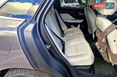 Позашляховик / Кросовер Jaguar F-Pace 2016 в Києві
