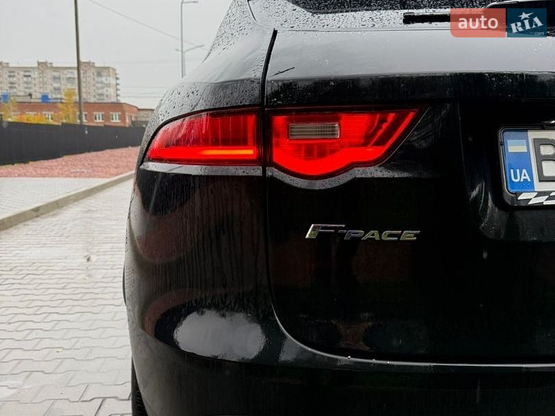 Внедорожник / Кроссовер Jaguar F-Pace 2016 в Хмельницком