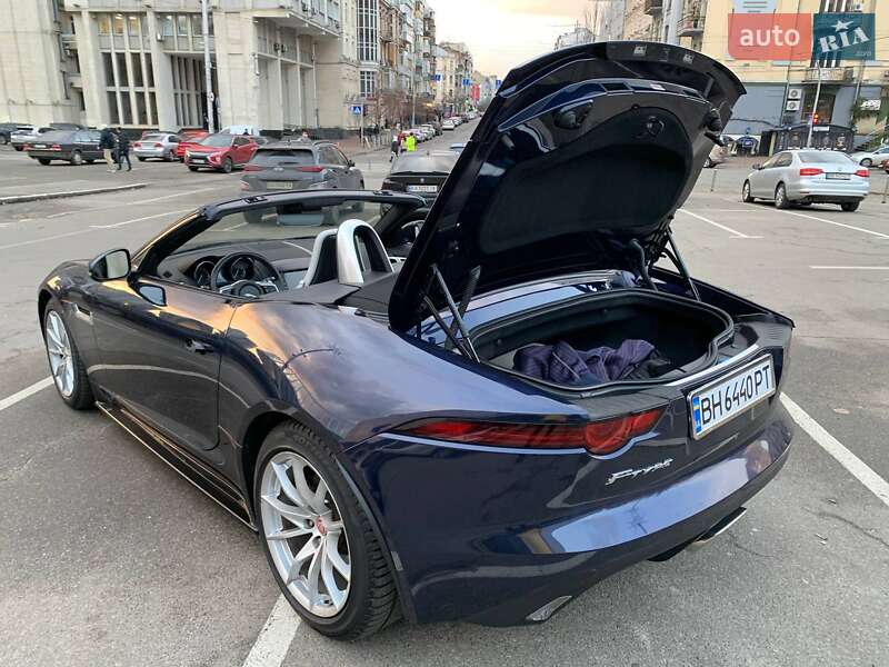 Кабриолет Jaguar F-Type 2017 в Львове