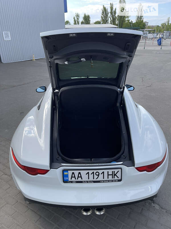 Купе Jaguar F-Type 2015 в Киеве