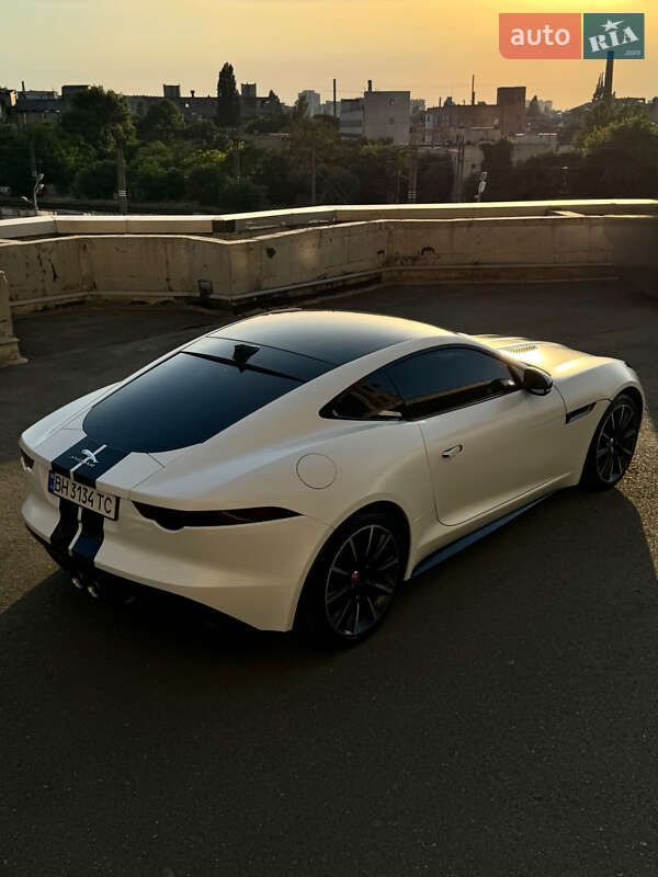 Jaguar F-Type 2014