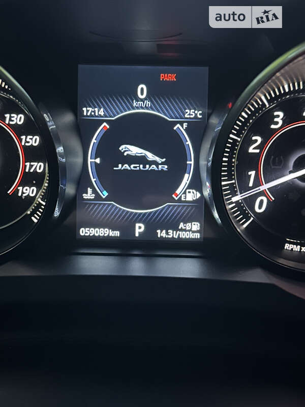 Купе Jaguar F-Type 2016 в Одесі