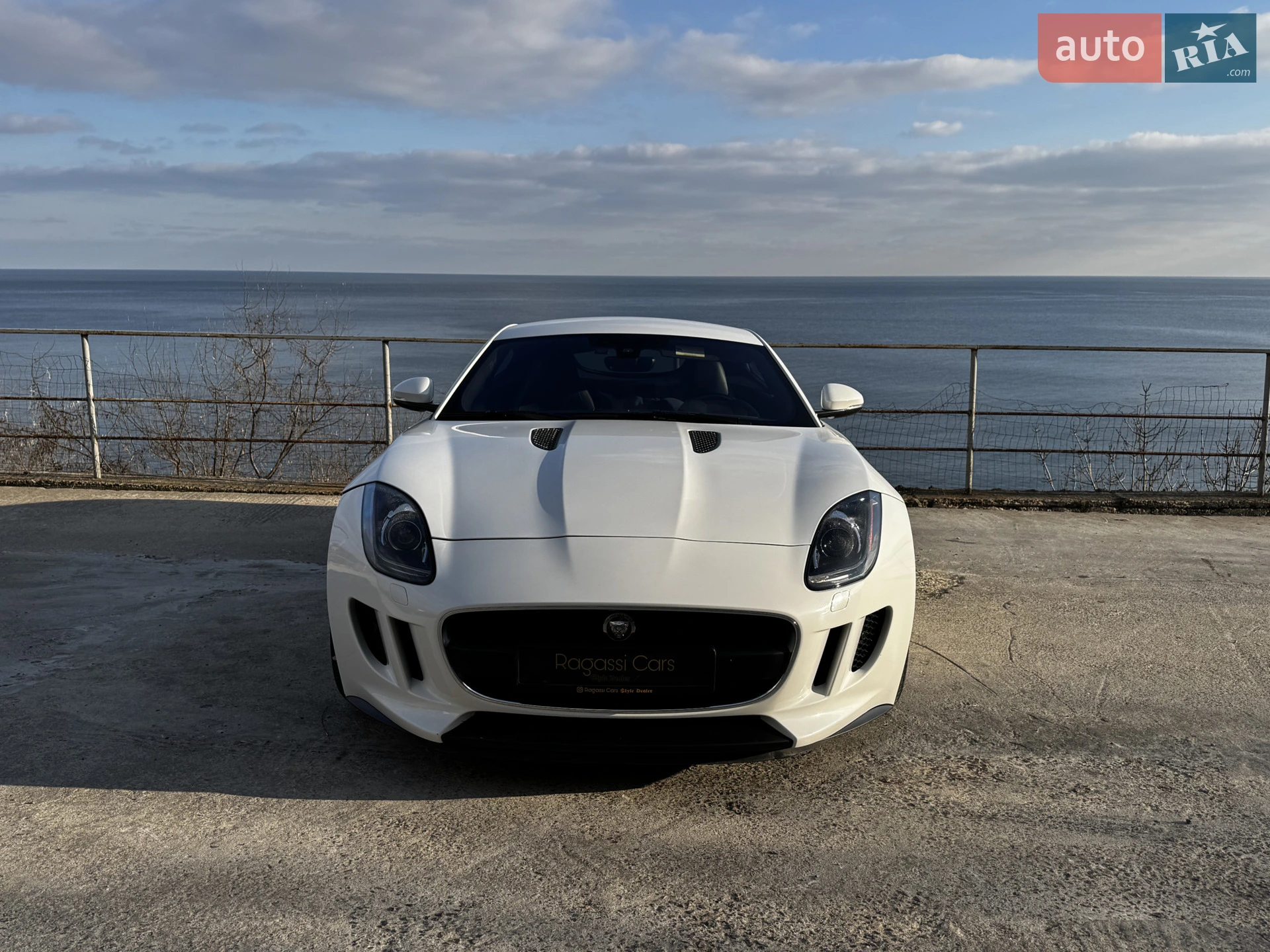 2016 Jaguar F-Type - мініатюра 3