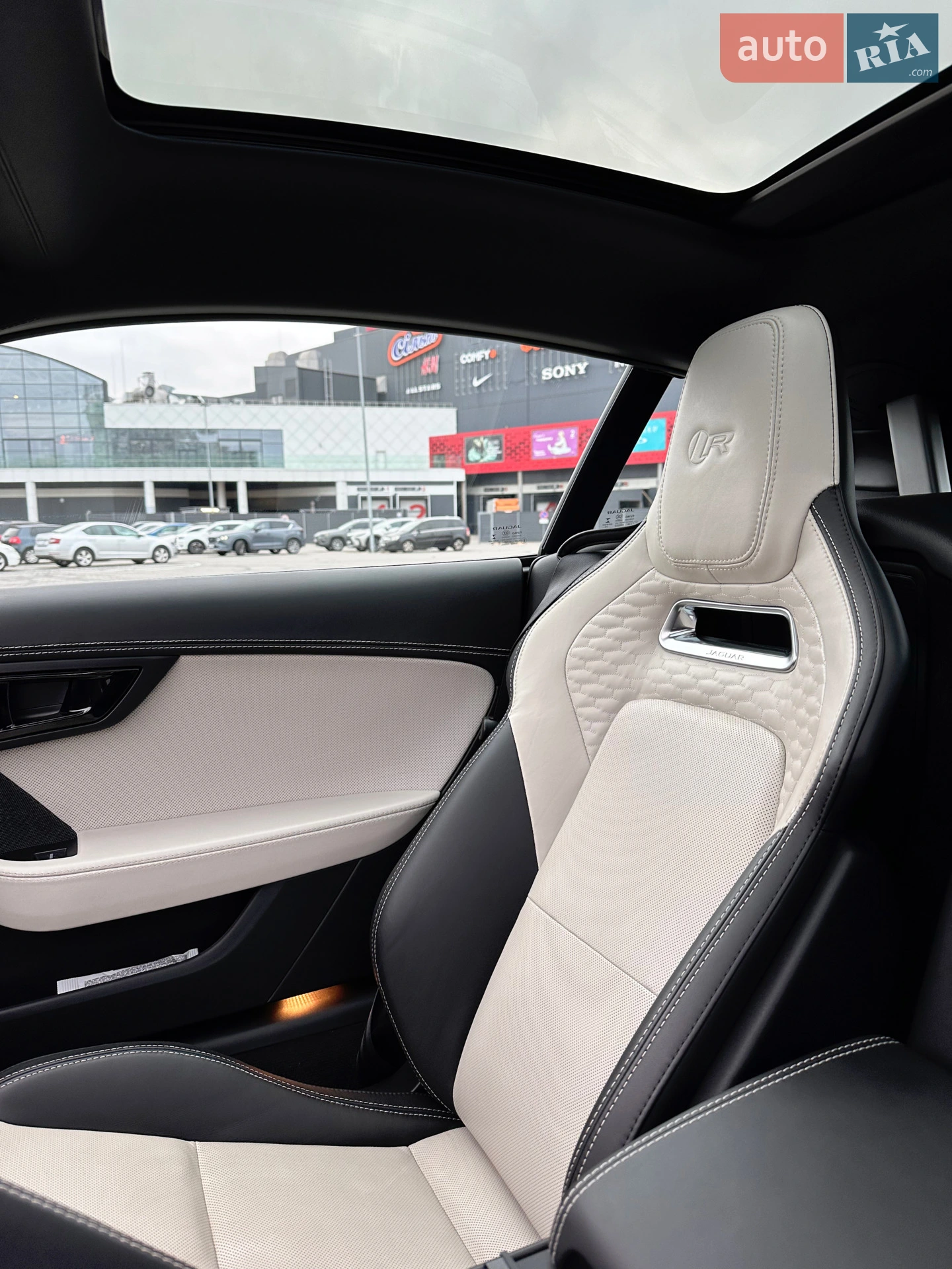 2020 Jaguar F-Type - мініатюра 26