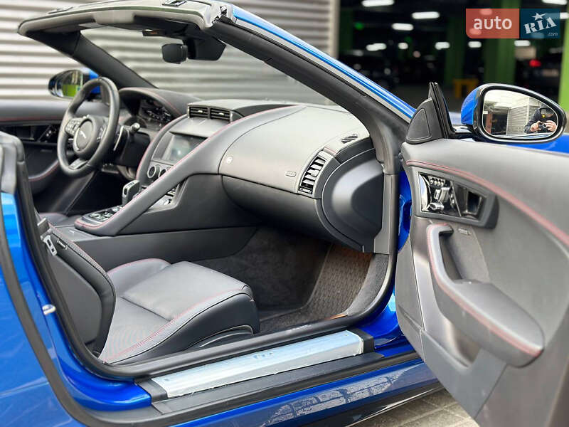 Кабриолет Jaguar F-Type 2020 в Киеве