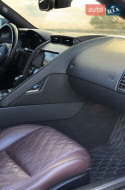 Купе Jaguar F-Type 2015 в 