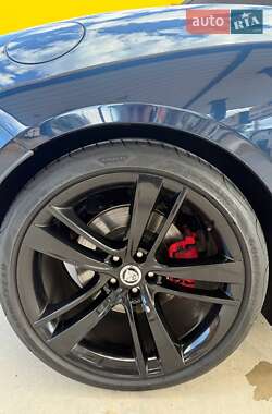 Купе Jaguar F-Type 2013 в 