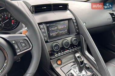 Купе Jaguar F-Type 2015 в 