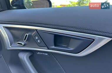 Купе Jaguar F-Type 2023 в 