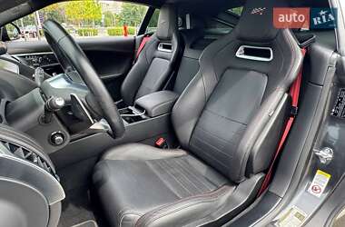 Купе Jaguar F-Type 2019 в 