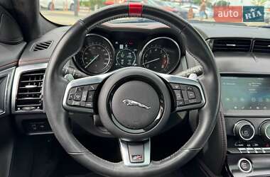Купе Jaguar F-Type 2019 в 