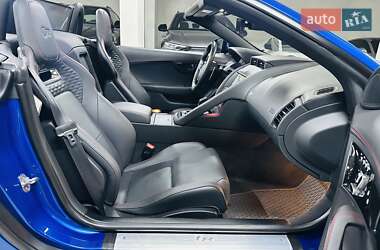Кабриолет Jaguar F-Type 2020 в 