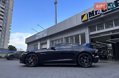 Купе Jaguar F-Type 2017 в 