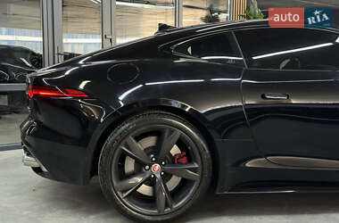 Купе Jaguar F-Type 2017 в 