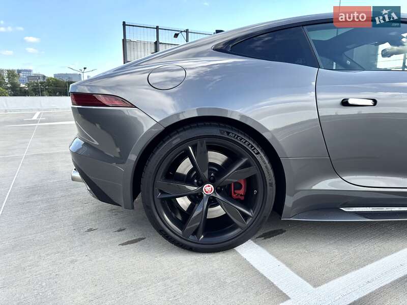 Купе Jaguar F-Type 2015 в Киеве