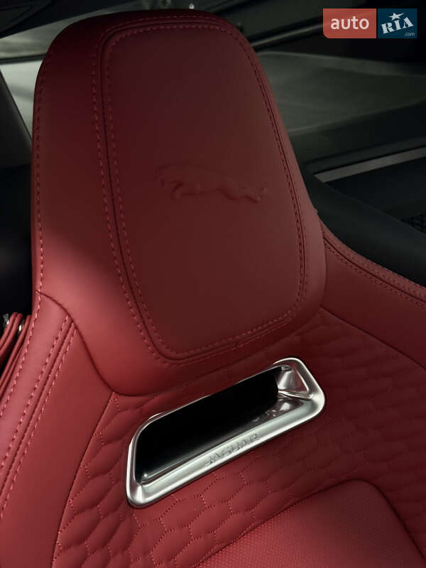 Купе Jaguar F-Type 2022 в Одесі