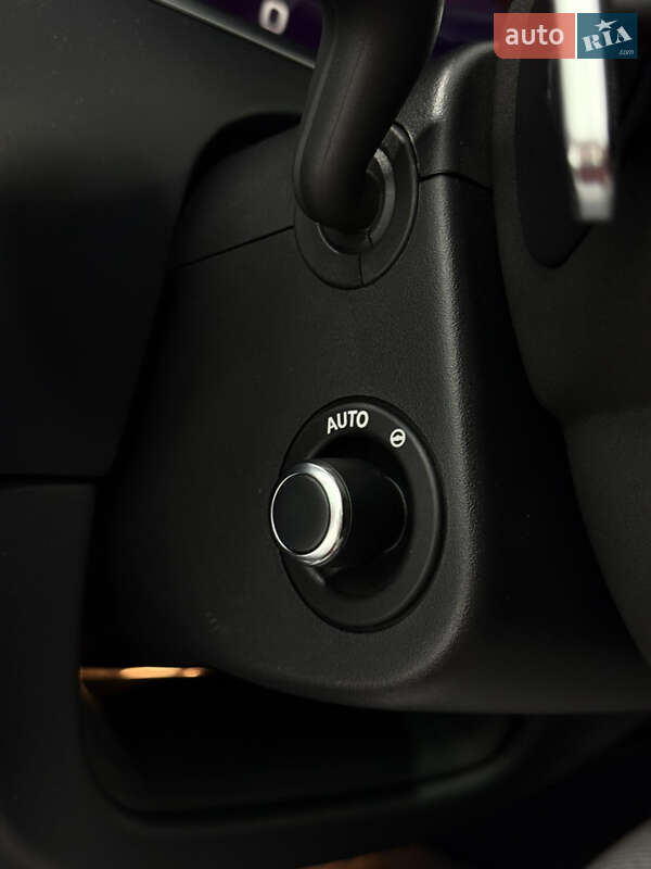 Купе Jaguar F-Type 2022 в Одесі