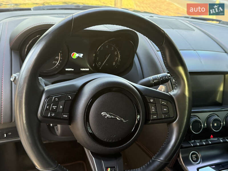 Купе Jaguar F-Type 2017 в Одесі фото 17 Купе Jaguar F-Type 2017 в Одесі