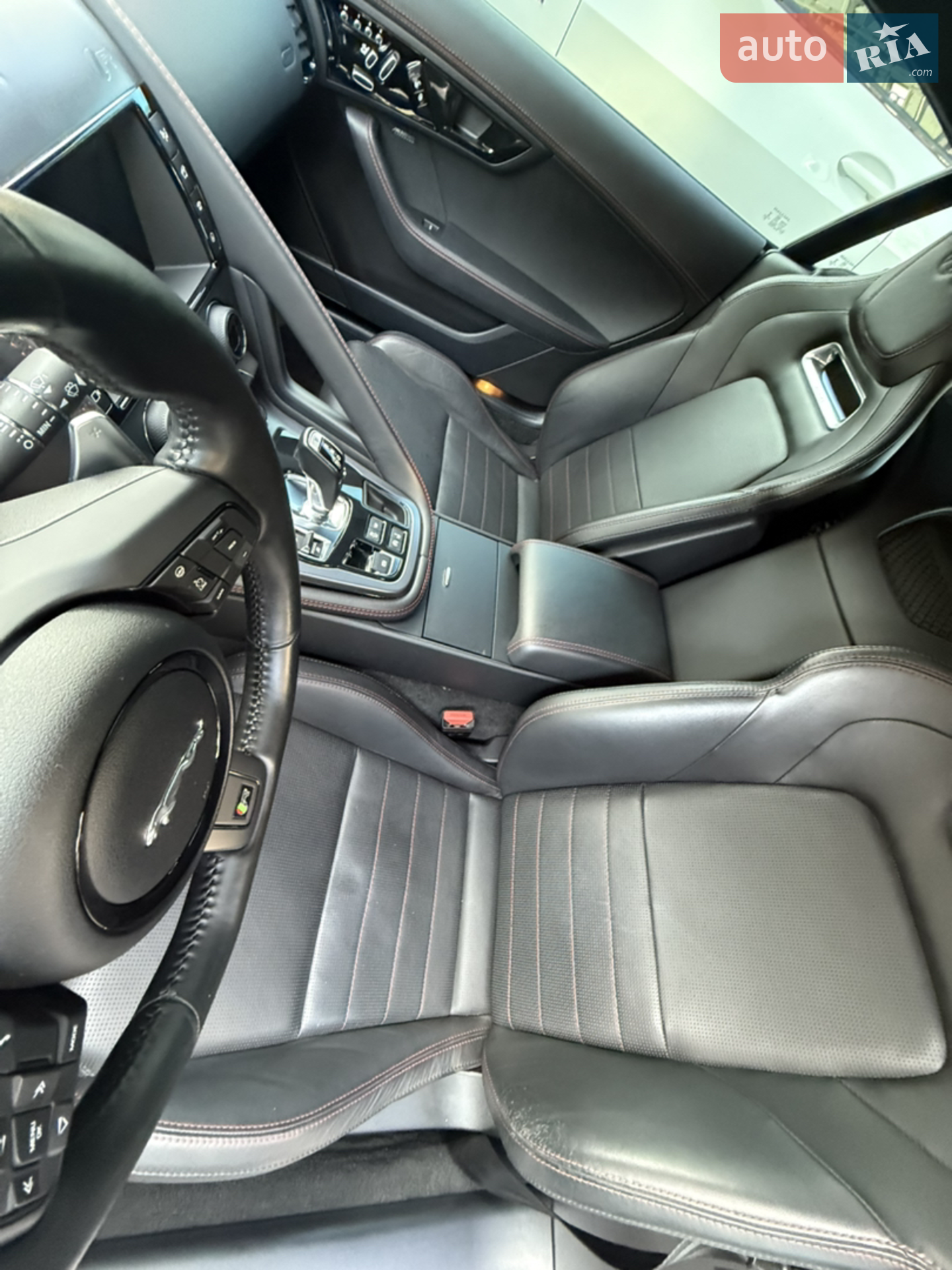 2017 Jaguar F-Type - мініатюра 35