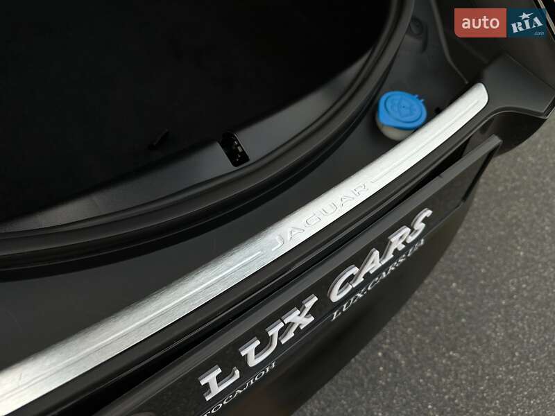 Купе Jaguar F-Type 2023 в Киеве фото 46 Купе Jaguar F-Type 2023 в Киеве