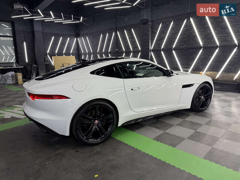 Родстер Jaguar F-Type 2015 в Киеве
