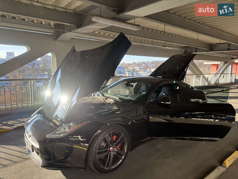 Купе Jaguar F-Type 2015 в Киеве