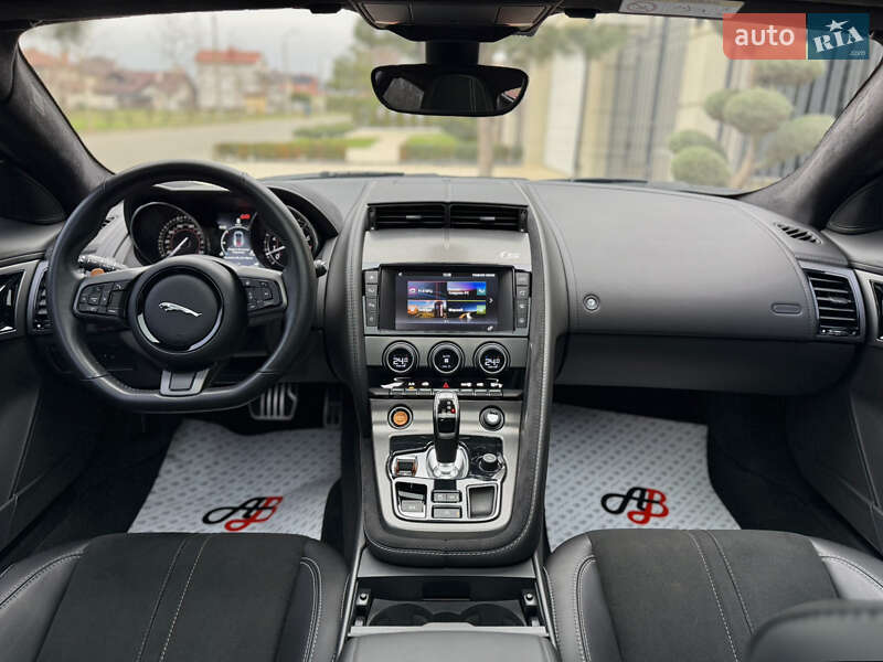 Купе Jaguar F-Type 2016 в Одесі
