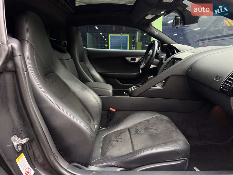 Купе Jaguar F-Type 2015 в Киеве фото 42 Купе Jaguar F-Type 2015 в Киеве