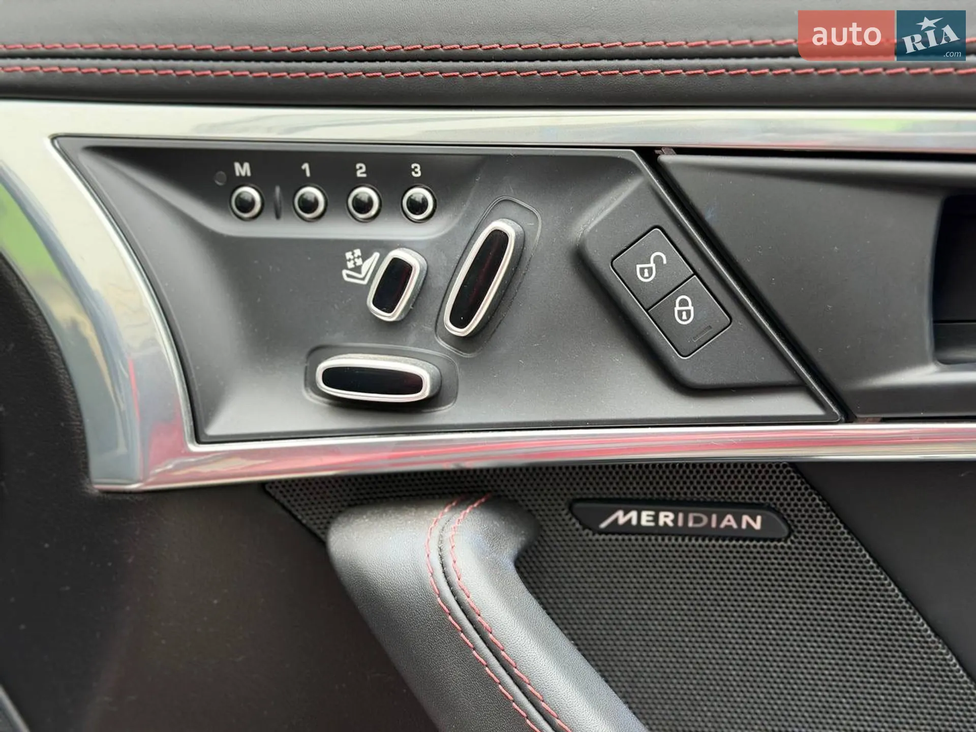 2019 Jaguar F-Type - мініатюра 17