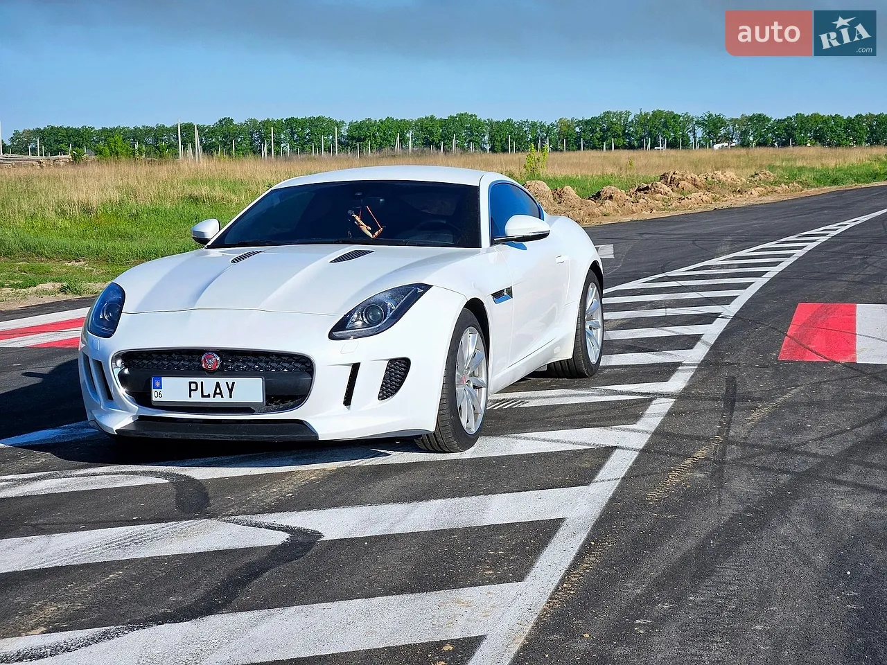 2017 Jaguar F-Type - мініатюра 13
