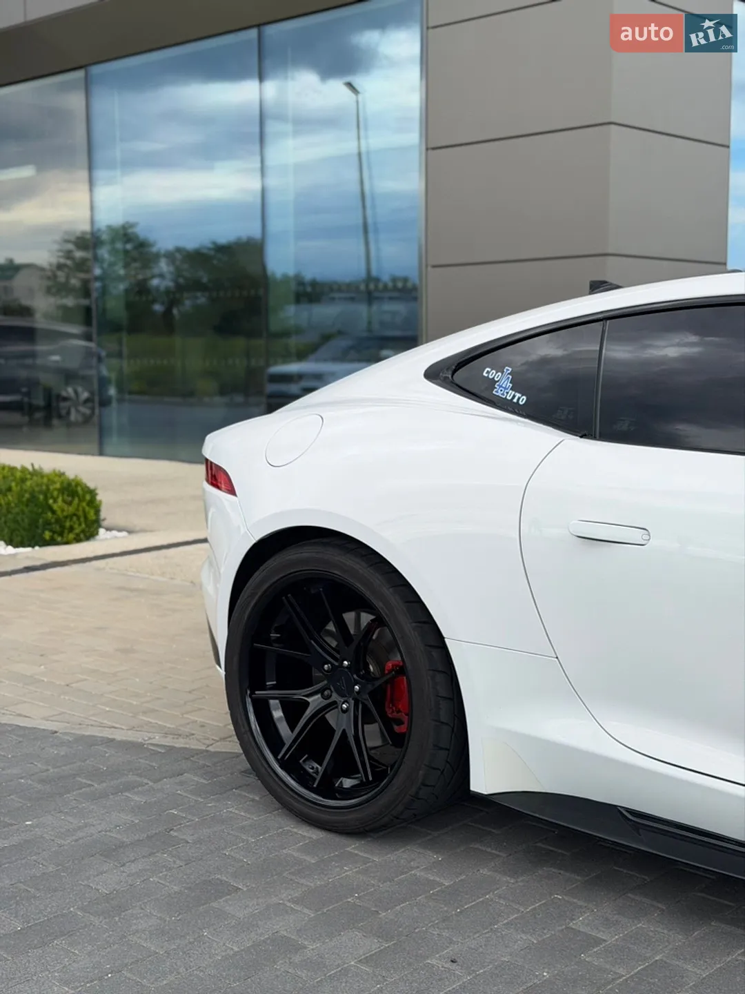 2016 Jaguar F-Type - мініатюра 2